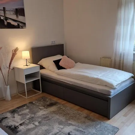 Apartmán Helle Gemuetliche 3-zi-whg Mit Terrasse Und Gartenzugang *
